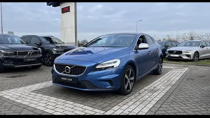 Occasion 2017 Volvo V40 Business Edition Hatchback | € 16.940 (Eerlijke prijs)