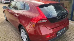 Gebruikt 2014 Volvo V40 Business Edition Hatchback | € 6.445 (Eerlijke prijs)