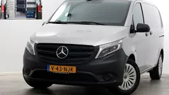 Zilver (metallic) Gebruikt 2022 Mercedes Vito Van | € 19.950 (Super prijs)