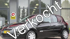 Zwart Gebruikt 2012 Renault Clio IV Authentique Hatchback | € 4.750 (Goede deal)