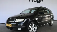 Zwart Gebruikt 2004 Skoda Fabia Stationwagen | € 1.240 (Eerlijke prijs)