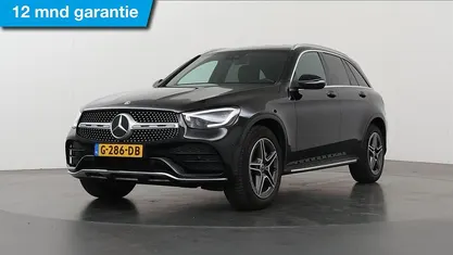Zwart Gebruikt 2019 Mercedes GLC200 Premium SUV | € 35.850 (Eerlijke prijs)