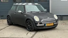 Gebruikt 2004 Mini Cooper Hatchback | € 2.325 (Eerlijke prijs)