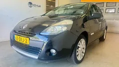 Zwart Gebruikt 2011 Renault Clio II Hatchback | € 2.995 (Eerlijke prijs)