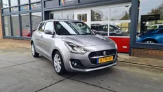 Grijs Gebruikt 2022 Suzuki Swift Hatchback | € 15.850 (Eerlijke prijs)