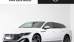 Wit Gebruikt 2022 VW Arteon R-line Hatchback | € 35.195 (Eerlijke prijs)