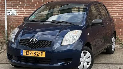 Gebruikt 2008 Toyota Yaris Sol Hatchback | € 4.650 (Eerlijke prijs)