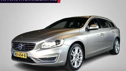 Occasion 2014 Volvo V60 Summum Stationwagen | € 14.995 (Eerlijke prijs)