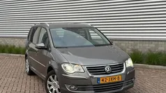 Grijs Gebruikt 2009 VW Touran Highline MPV | € 4.495 (Eerlijke prijs)