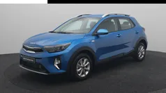Blauw, metallic lak Nieuw 2025 Kia Stonic Air SUV | € 29.372 (Eerlijke prijs)