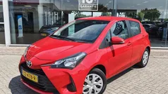 Rood Gebruikt 2018 Toyota Yaris Comfort Hatchback | € 9.750 (Eerlijke prijs)