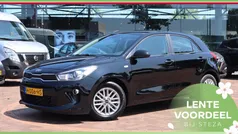 Zwart Gebruikt 2020 Kia Rio Hatchback | € 14.949 (Eerlijke prijs)