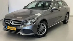 Grijs Gebruikt 2017 Mercedes 180 Sedan | € 16.950 (Eerlijke prijs)
