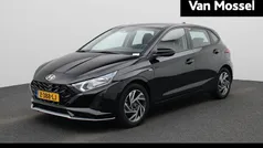 Zwart Gebruikt 2024 Hyundai i20 Comfort Hatchback | € 18.940 (Eerlijke prijs)