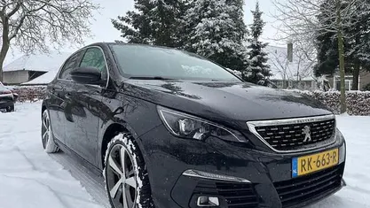 Zwart Gebruikt 2018 Peugeot 308 GT-line Hatchback | € 8.845 (Eerlijke prijs)