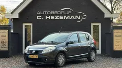 Gebruikt 2008 Dacia Sandero Lauréate Hatchback | € 1.850 (Goede deal)