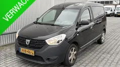Zwart Gebruikt 2020 Dacia Dokker Essentiel Van | € 5.750 (Goede deal)