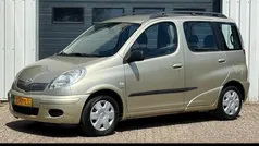 Beige Gebruikt 2004 Toyota Yaris Verso Sol MPV | € 3.650 (Eerlijke prijs)