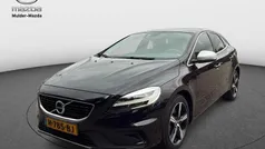 Gebruikt 2020 Volvo V40 R-Design Stationwagen | € 20.950 (Eerlijke prijs)