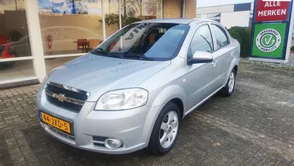 Grijs Gebruikt 2009 Chevrolet Aveo Sedan | € 3.750 (Eerlijke prijs)
