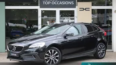 Zwart Gebruikt 2019 Volvo V40 CC Stationwagen | € 21.745 (Eerlijke prijs)