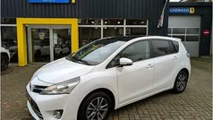 Wit Gebruikt 2014 Toyota Verso Business Edition MPV | € 13.795 (Eerlijke prijs)