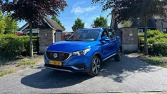 Blauw Gebruikt 2019 MG ZS Luxury Sedan | € 14.245 (Eerlijke prijs)