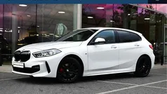 Wit Gebruikt 2023 BMW 118 M Sport Hatchback | € 29.950 (Eerlijke prijs)