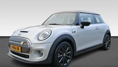 Wit Gebruikt 2020 Mini Cooper Hatchback | € 15.995 (Goede deal)