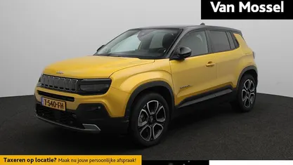 Geel Occasion 2023 Jeep Avenger EV Summit SUV | € 23.440 (Eerlijke prijs)