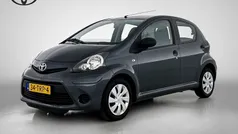 Grijs Gebruikt 2012 Toyota Aygo Cool Hatchback | € 4.995 (Eerlijke prijs)