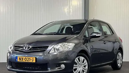 Grijs Gebruikt 2012 Toyota Auris Hatchback | € 7.945 (Eerlijke prijs)