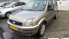 Gebruikt 2003 Ford Fusion MPV | € 999 (Eerlijke prijs)