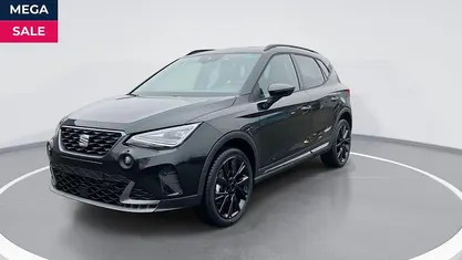 Zwart, metallic lak Nieuw 2025 Seat Arona Business SUV | € 30.990 (Eerlijke prijs)