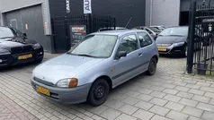 Grijs Gebruikt 1997 Toyota Starlet Hatchback | € 999 (Eerlijke prijs)