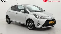 Grijs Gebruikt 2018 Toyota Yaris Hybrid Premium Hatchback | € 17.999 (Eerlijke prijs)