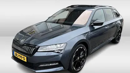 Grijs Gebruikt 2021 Skoda Superb Business Line Stationwagen | € 30.950 (Eerlijke prijs)
