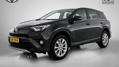 Gebruikt 2017 Toyota RAV4 Hybrid Sport SUV | € 24.945 (Eerlijke prijs)