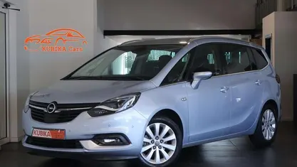 Grijs Gebruikt 2017 Opel Zafira MPV | € 11.199 (Super prijs)
