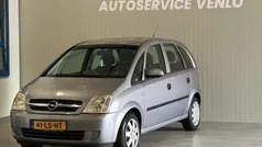 Grijs Gebruikt 2003 Opel Meriva Enjoy MPV | € 1.250 (Eerlijke prijs)