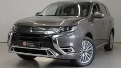 Gebruikt 2019 Mitsubishi Outlander P-HEV Intense SUV | € 22.450 (Eerlijke prijs)