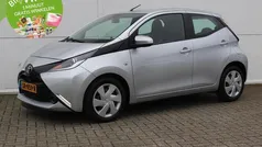 Grijs Gebruikt 2016 Toyota Aygo Hatchback | € 7.435 (Eerlijke prijs)
