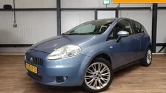 Blauw, metallic lak Gebruikt 2008 Fiat Punto Sport Hatchback | € 1.690 (Eerlijke prijs)