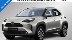 Zwart Nieuw 2025 Toyota Yaris Hybrid Comfort SUV | € 36.230 (Eerlijke prijs)
