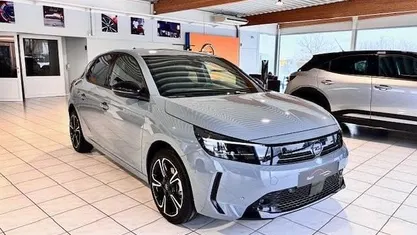 Occasion 2024 Opel Corsa GS Line Hatchback | € 16.450 (Eerlijke prijs)