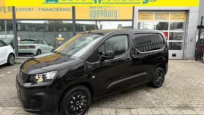 Occasion 2021 Peugeot Partner Premium MPV | € 11.950 (Eerlijke prijs)