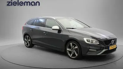 Occasion 2016 Volvo V60 R-Design Summum Stationwagen | € 15.145 (Eerlijke prijs)