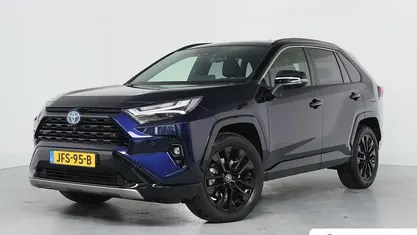 Gebruikt 2025 Toyota RAV4 Hybrid Style SUV | € 45.895 (Eerlijke prijs)