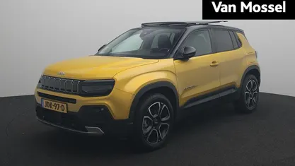 Gebruikt 2025 Jeep Avenger Summit SUV | € 36.940 (Eerlijke prijs)