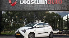 Gebruikt 2019 Toyota Aygo X-play Hatchback | € 9.950 (Eerlijke prijs)